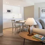 Apartment Plaza Center