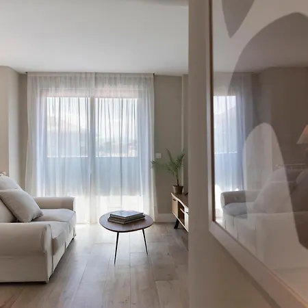 Plaza Center Apartment