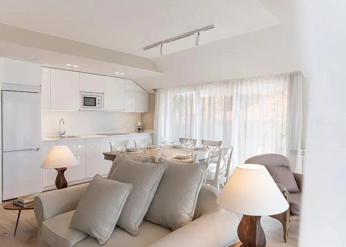 Plaza Center * Suances