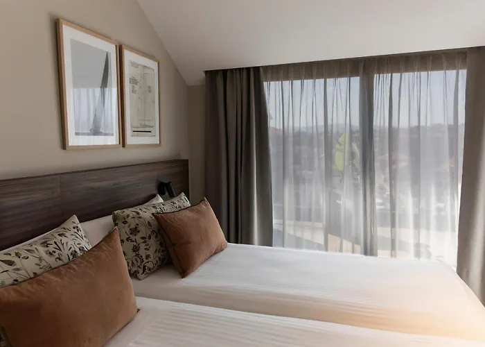 Plaza Center Suances