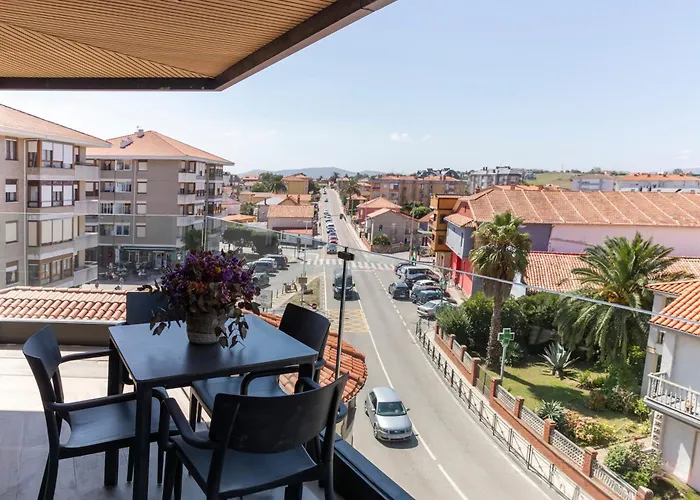 Plaza Center Suances