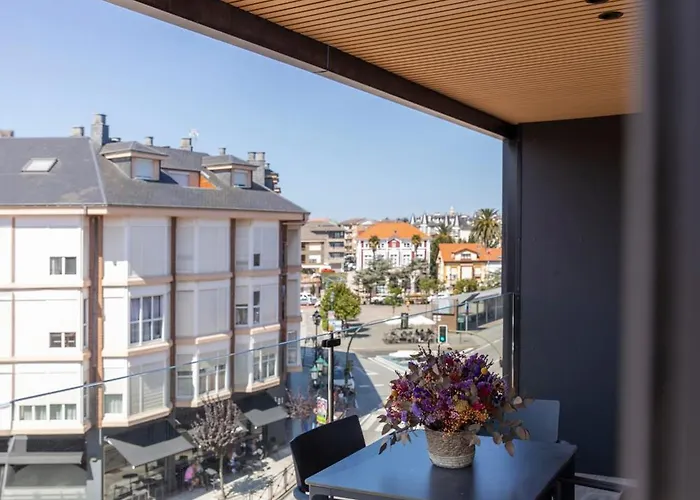 Plaza Center Apartment Suances