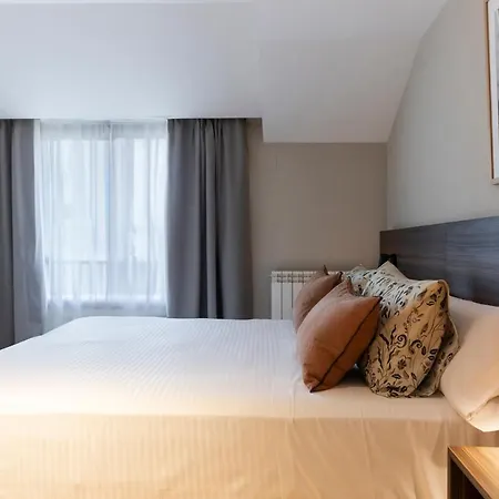 Plaza Center * Suances